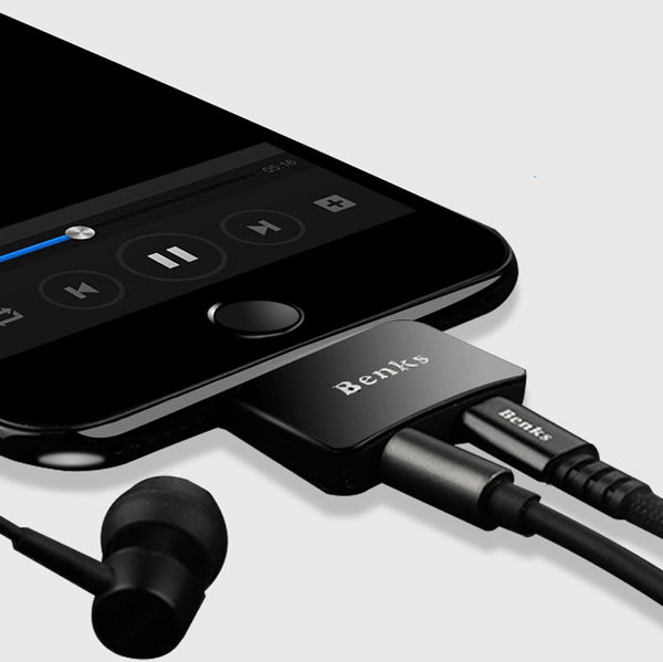 The Most Coolest Lightning Audio and Charge Adapter for iPhone 7/7plus