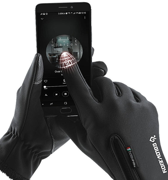 Keep Texting Outside with Touchscreen Winter Gloves