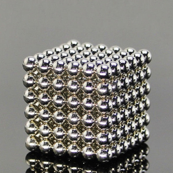 The Amazing 216 Magnetic Balls to Make Any Shapes