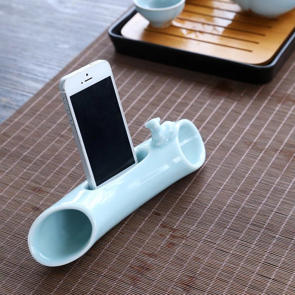 The World's Coolest Celadon Mobile Phone Sound Amplifier & Stand Dock